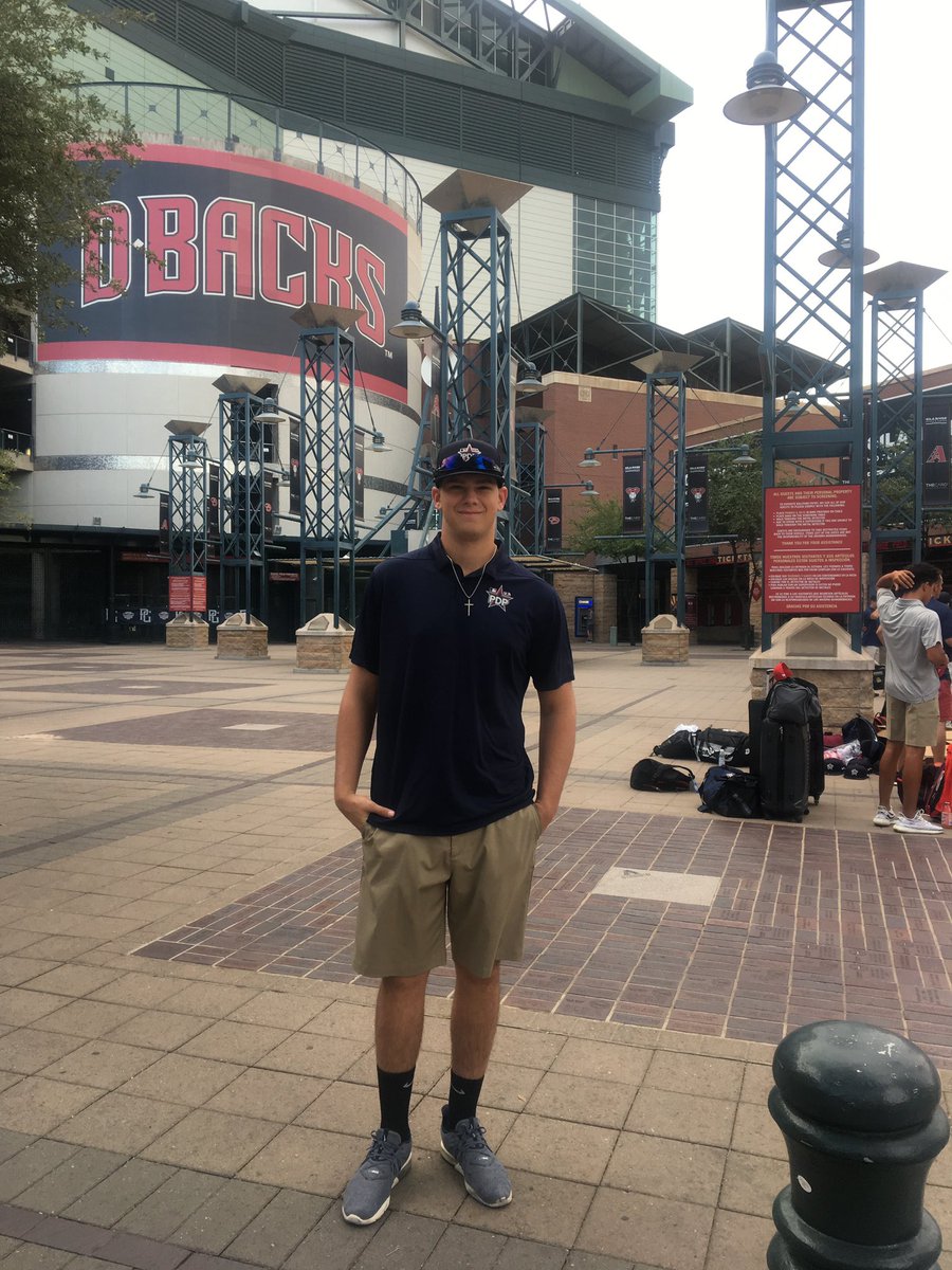 L_Norris14's tweet photo. So proud to be a part of the @Dbacks family!!! Some things are just meant to be! I can’t wait to get started! https://t.co/RBeOixwSFL