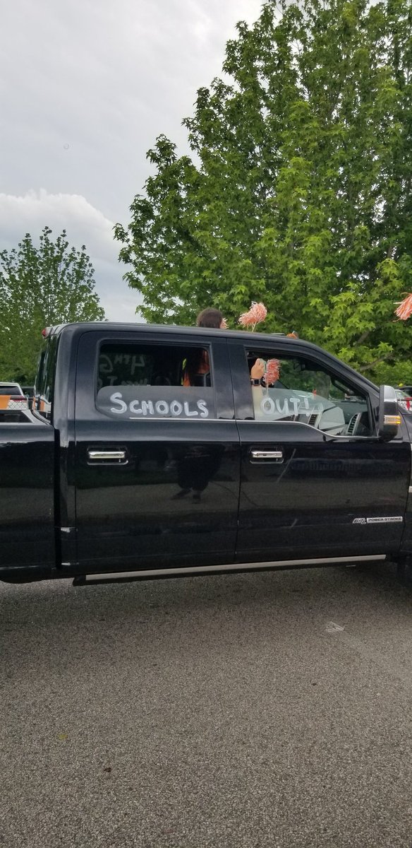 FRESWarriors's tweet photo. The Flat Rock Farewell Parade was amazing!!! We love all our FRES families and miss you so very much!!! Happy Summer to everyone and we can not wait to see you again. https://t.co/QS2MOGSp4g