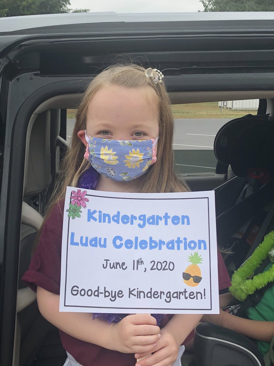 MessickJodi's tweet photo. Another great day of Kindergarten Celebrations! https://t.co/LScaDTPeZ0