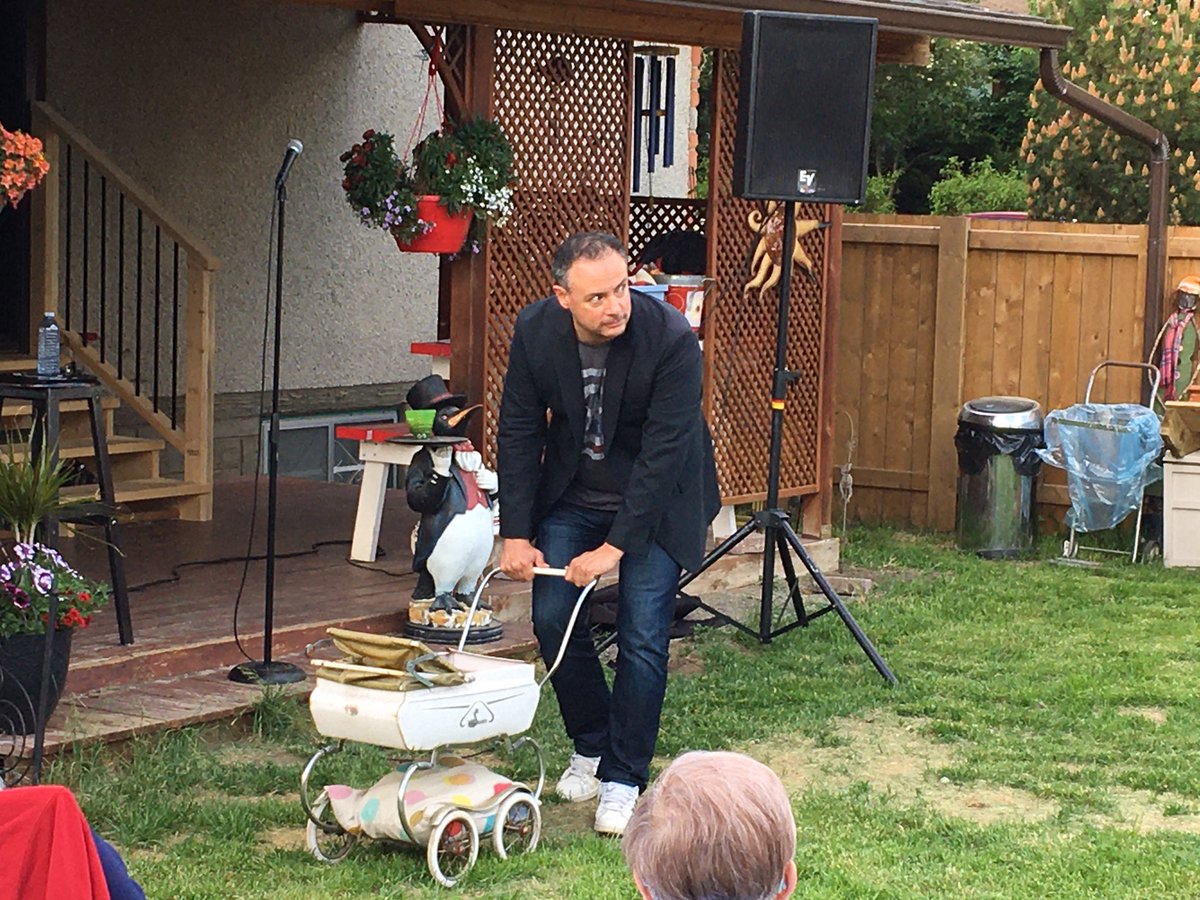 <a href="/ExtraLars/">Lars Callieou</a> has a new way of delivering #jokes on the <a href="/FirepitComedy/">FirepitComedy</a> tour                                   #firepitcomedy #firepitcomedytour #firepitfunnies #yeg #yegcomedy