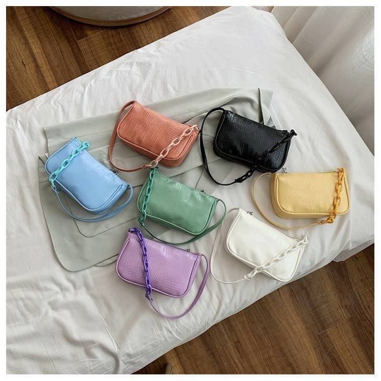 mmbagshop's tweet photo. ✨พร้อมส่ง!!! Macaron bag✨
240-.
📦ส่งฟรีลทบ. | Ems 40-.
📩Line
🖍 มี7สี เหลือง ม่วง ดำ ขาว
🚩size : 22x13.5x5.5cm
🚩วัสดุทำจากหนัง PU กันน้ำ ซับในด้วย Polyester สี��ดง
#กระเป๋า #กระเป๋าสะพายข้าง #กระเป๋าสะพายไหล่ผู้หญิง #กระเป๋าผ้า #กระเป๋าแฟชั่น #ของมันต้องมี #กระเป๋าสะพาย https://t.co/LRQJxQkZvu
