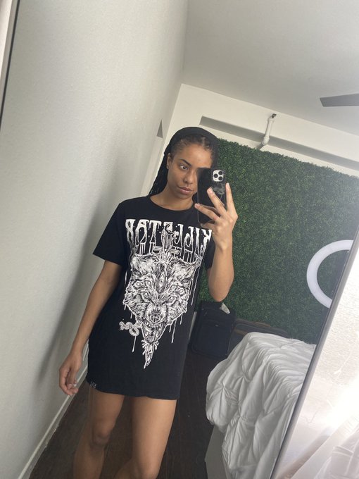 1 pic. on/off https://t.co/CUtkqLTQeN https://t.co/XcFGbLe2d4<a href="/tag/mvsales"class="tags"><span>#mvsales</span></a>