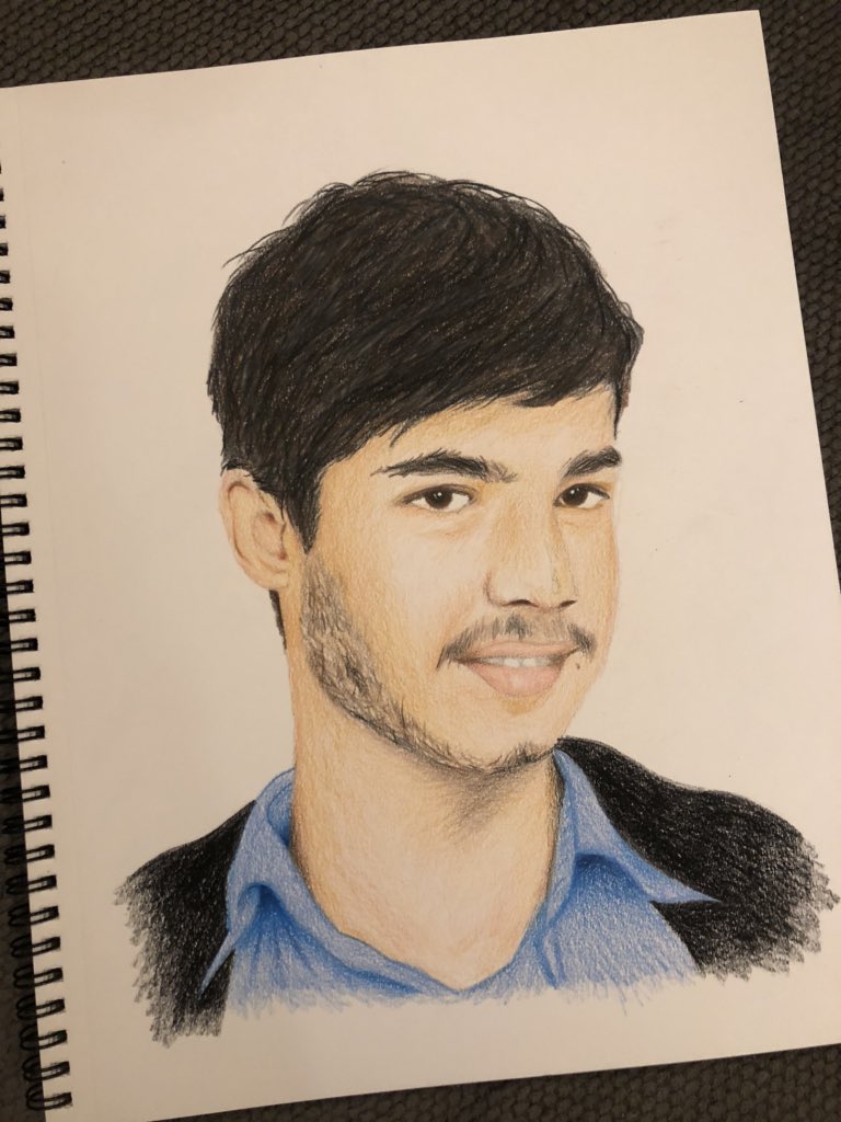 PelicansCreate's tweet photo. Staying creative this summer with @MemoryProjOrg! They’re always looking for volunteer artists to create realistic portraits for children facing tough situations around the world. Working on my recent contribution for a young man from Iran. #InternationalFriendship 🌎 🤝 https://t.co/0C2WSiu4Kk
