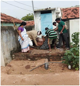 MPO_Eligaid's tweet photo. బుర హాన్ మియా పెట్ గ్రా.పం.లో స్వచ్ఛ శుక్రవారం లో భాగంగా ఇండ్లలలో ఉన్న పాత సామాన్లో నిల్వ ఉన్న నీరు తొలగించి దోమల నివారణ అరికట్టబడింది,ఈ కార్యక్రమం లో సర్పంచ్, స్పెషల్ ఆఫీసర్ గార్లు మరియు ఆశ, అంగన్వాడీ టీచర్స్ పాల్గొన్నారు.
@DPO_PDPL 
@Collector_PDPL https://t.co/5s8gHLM8ZY
