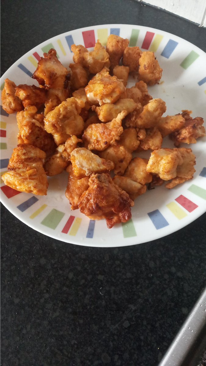 FoodCorpus1's tweet photo. Well done to Leona for cooking this healthy pineapple chicken dish with her family! Treatwise Tuesday and Together Thursday's challenges done! Da iawn!! https://t.co/WBotGQdI0C