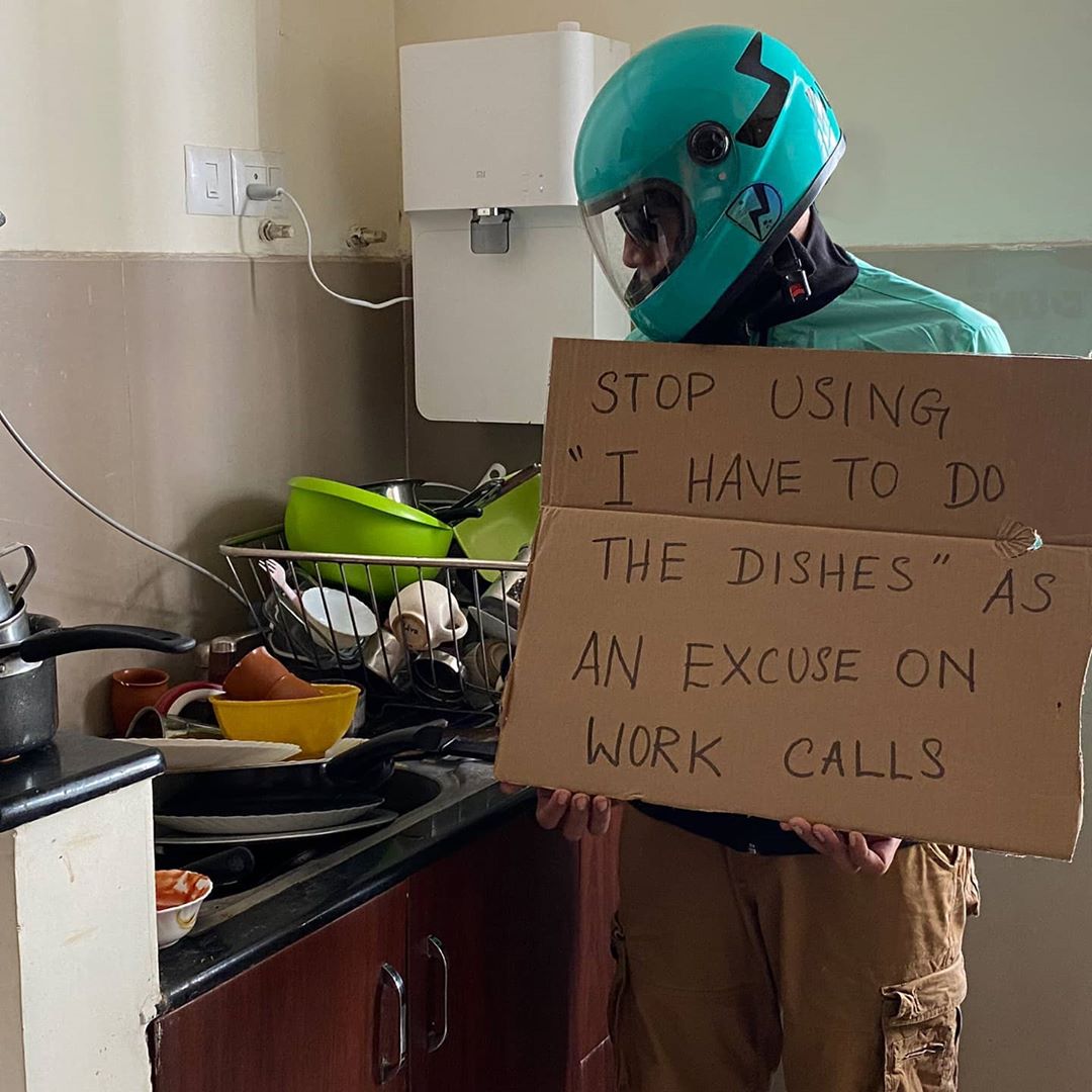 CornflakesMedia's tweet photo. #campaignflake Okay Dunzo! You caught us all!
Take a look at how Dunzo re-enacted the quirks of the lockdown with #PartnerWithSign
#lockdownlife #quarantinelife #dudewithasign #Dunzo https://t.co/hbXHiYUn3f