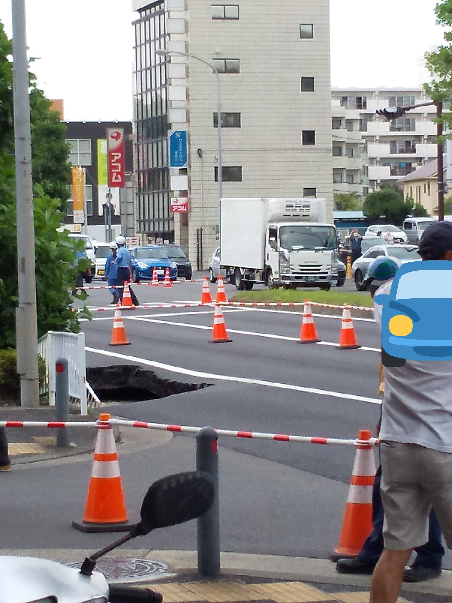 Nyanko Twitterissa 新横浜から鶴見にむかう環状2号 道路陥没 いまは迂回するしかなく渋滞 T Co Jfijaey3dq Twitter Nyanko Twitterissa 新横浜から鶴見にむかう環状2号 道路陥没 いまは迂回するしかなく渋滞 T Co Jfijaey3dq Twitter