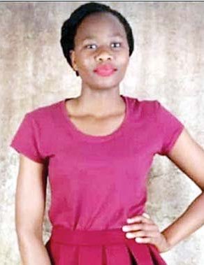 ThisIsCharleson's tweet photo. SAY HER NAME!

THABELO MAZOLO
Her body was in a decomposed state inside a drum filled with acid in a bathroom, murdered for rituals in Bulawayo! 
Why do we men keep killing women? This is beyond me, I'm disappointed and outraged by my own gender, EVERYDAY YINI?? WE CAN DO BETTER https://t.co/iLA6Ysnggk