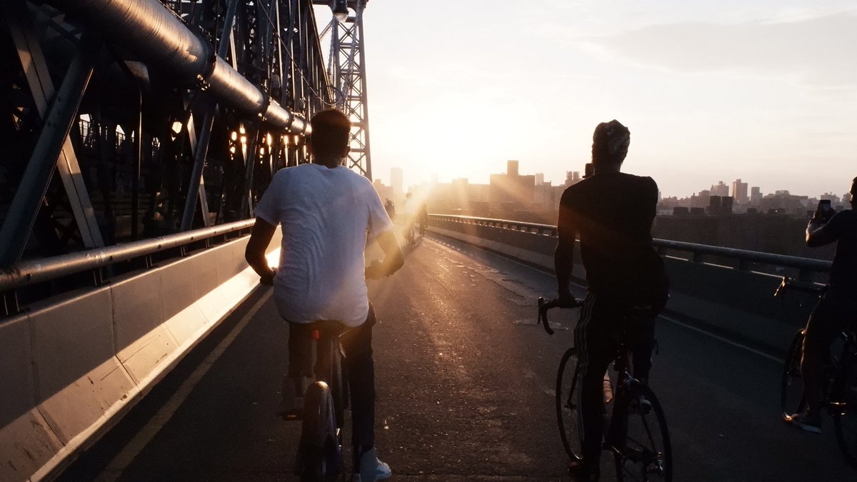 Take it to the bridge?   #NycProtest #BlackLivesMattter #GeorgeFloyd