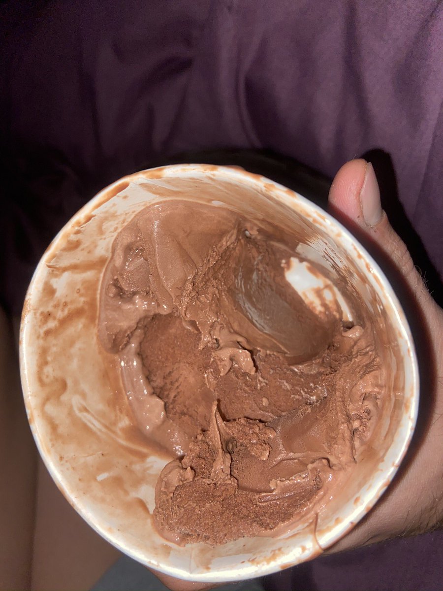 MikeyYeahBooy's tweet photo. @benandjerrysUK hello mr Ben and mr Jerry,
I recently purchased a chocolate fudge brownie ice cream pot with no fudge brownie present in the tub! I hope this isn’t a common acurance and I was highly disappointed 😢 https://t.co/apkcaGWom1