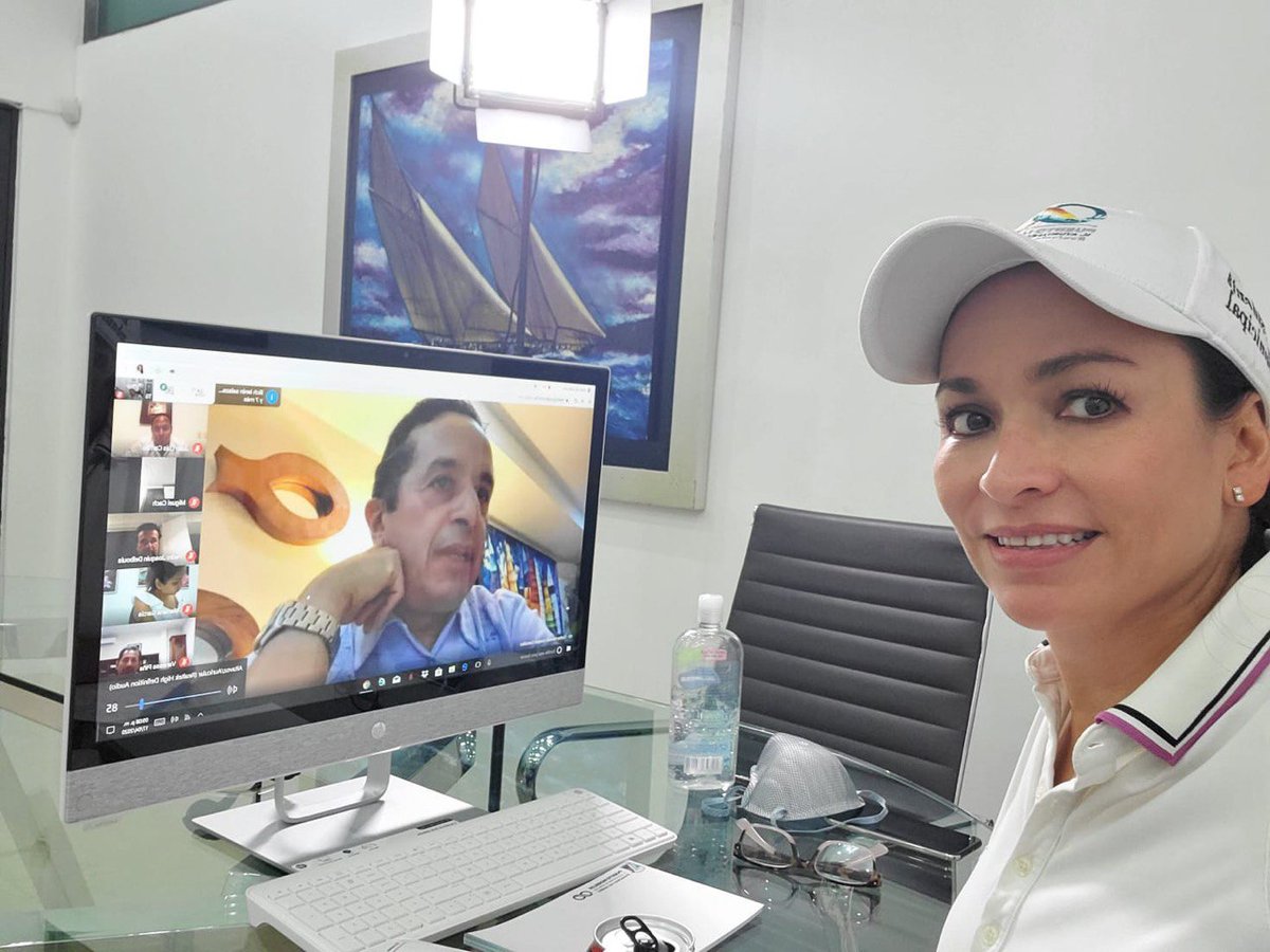 La #FraternidadMapache felicita con motivo de su cumpleaños a la Presidenta del <a href="/PtoMorelosAyto/">Ayto. Puerto Morelos</a>  <a href="/LauFdzOficial/">Laura Fernández 💫</a> saludos desde <a href="/chetubien/">Comunidad Chetubien</a>  <a href="/fermin_carrillo/">Fermín Carrillo</a> <a href="/licsergiochago/">Sergio Chalé Gómez</a> <a href="/AlondraQRoo/">Alondra Herrera</a> <a href="/omaralpuche/">omar alpuche leal</a> <a href="/CarlosM56561117/">Carlos Maldonado Pérez</a> <a href="/IslaInterian/">Isla Interián</a> <a href="/Pepecasti/">Jose Castillejos</a> <a href="/cleiveryam/">Cleiver Yam Navarro</a> <a href="/COMAPPCancun/">COMAPP</a> <a href="/M_A_P_P/">Manuel Pech Palacio</a>