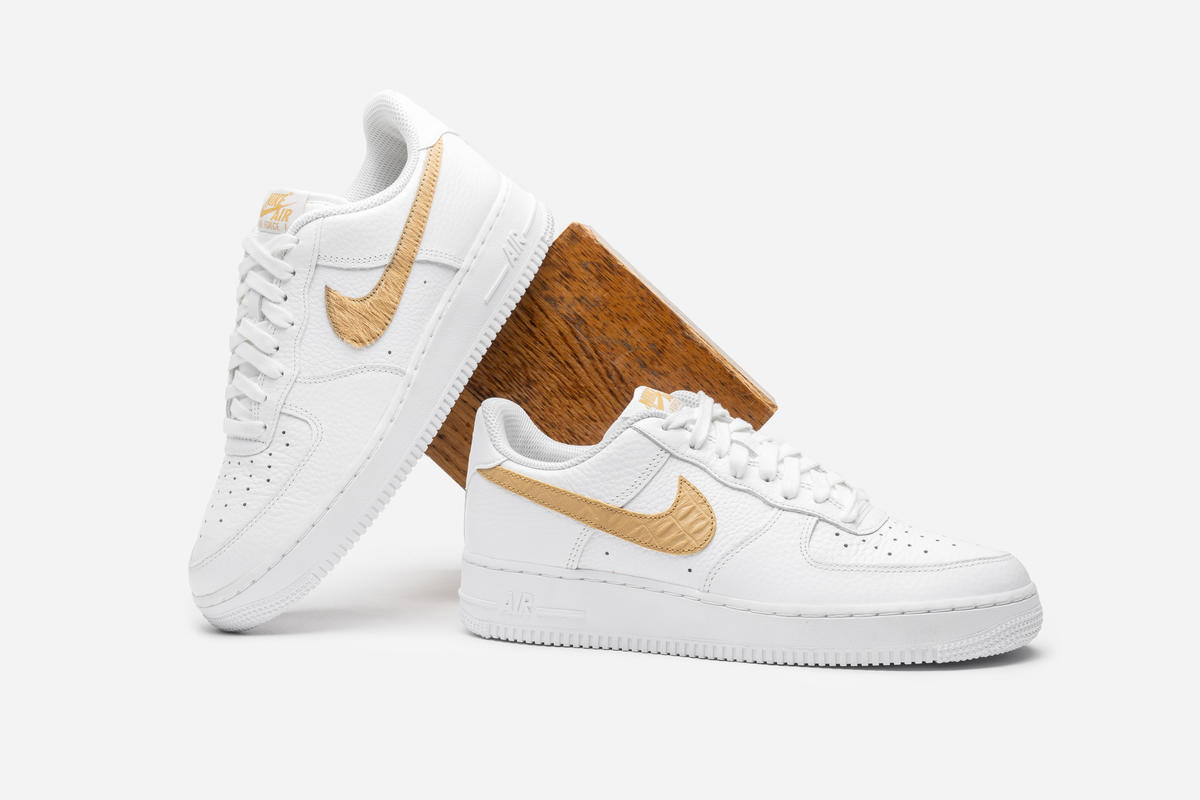 nike air force 1 lv8 white club gold