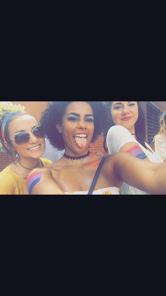 _Sabi18's tweet photo. Happy Pride Month Everyone ! 🌈🏳️‍🌈🌈🏳️‍🌈🌈🏳️‍🌈🌈🏳️‍🌈🌈🏳️‍🌈🌈🏳️‍🌈🌈🏳️‍🌈
#lgbtq #Bisexual #loveisbeautiful https://t.co/hKtSo1N3u6