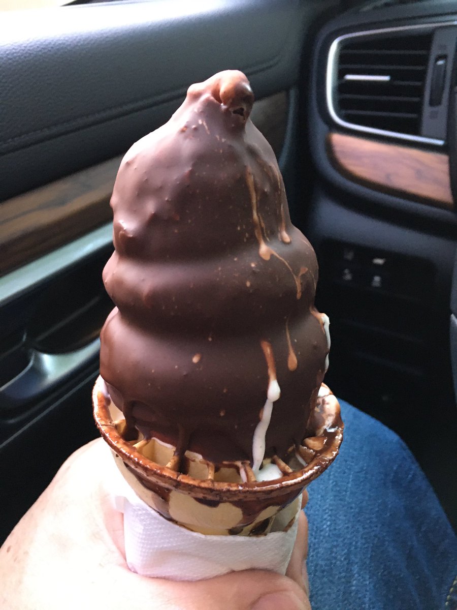 scroderick4's tweet photo. I’m not sure they are even trying. @DairyQueen #DQfail https://t.co/7Tf3aaZMKm