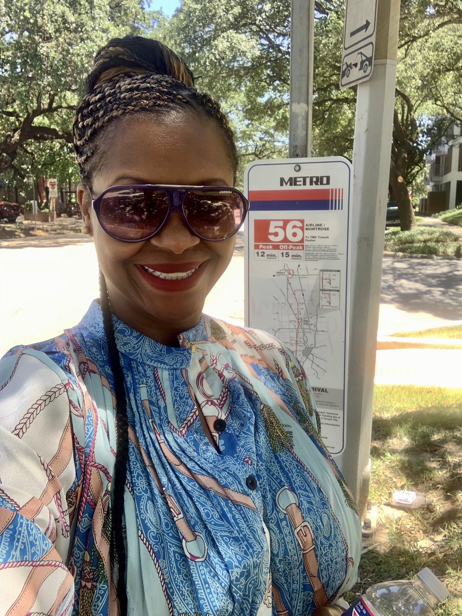 AuthorPatTucker's tweet photo. It was a nice day for a bus ride😉 #Bronzebombshell💋#Prettypoodle https://t.co/ICrI66zUNL
