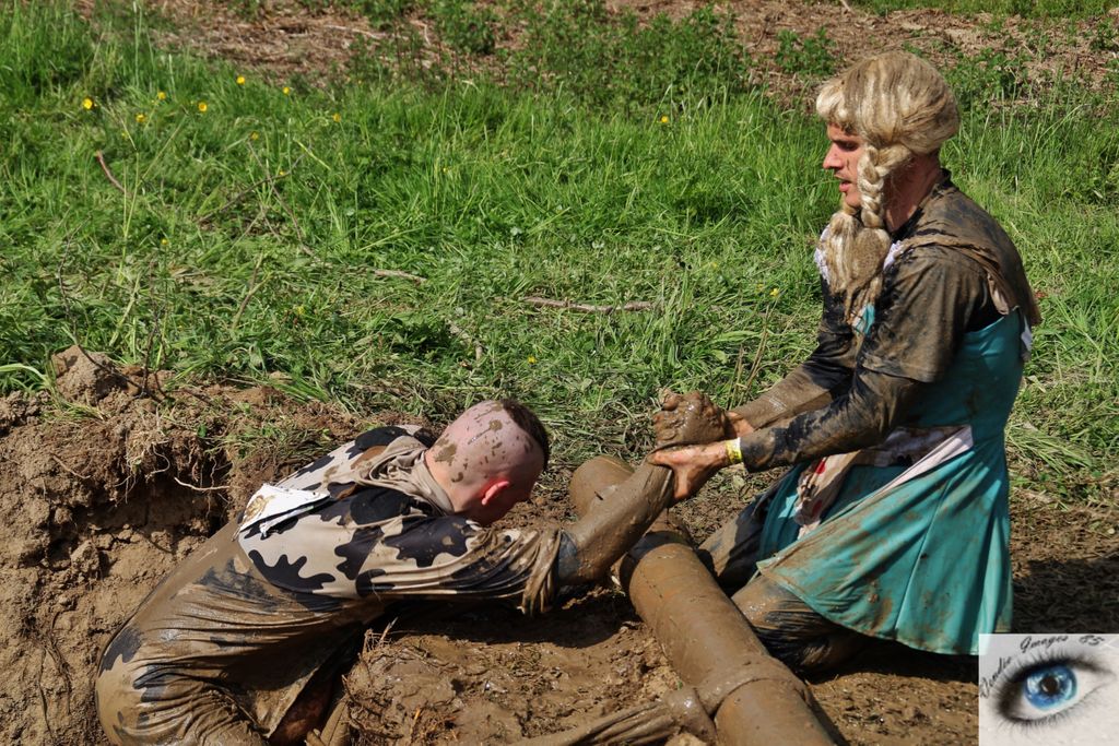 VendeeImages85's tweet photo. -> 1 jour = 1 photo : n° 5 - Découvrez la course d'obstacle en 26 photo.⠀
Abonnez-vous à @vendeeimages85 !!⠀
⠀
#courseobstacle #ocr #boue #course #sport #vendee #bootcamp #spartanrace #running #fitness #france #spartan #run #motivation #spartanracer #courseapied #fit https://t.co/PonUHfVFDI