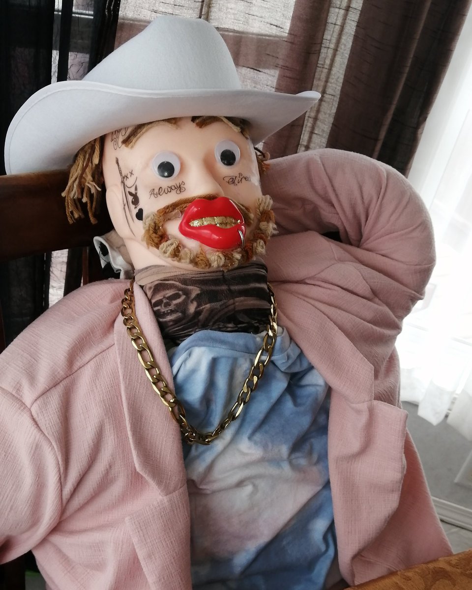 PostMarkPostAl1's tweet image. On the real though, I'm new here.I created this page to keep people laughing. There's been a lot of sadness and depression going around, myself included. When @rriproarin followed me that was cool as shit. The guy likes Judas Priest, and he's funny as hell.We are in this together