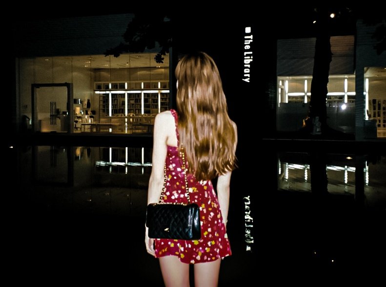 user41227's tweet photo. FRONT              BACK

still gorgeous... 😌❣️
#LISA #리사 @ygofficialblink https://t.co/sZ9en3zDOq