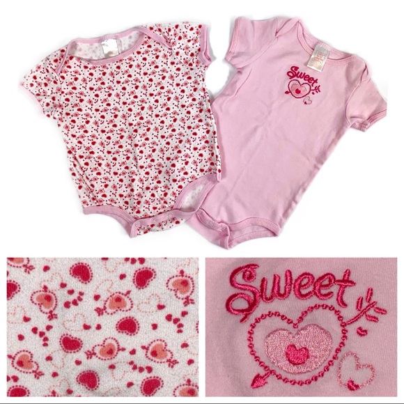 LaceShantelle's tweet photo. So good I had to share! Check out all the items I'm loving on @Poshmarkapp #poshmark #fashion #style #shopmycloset #broadwaybaby #cultofindividuality: https://t.co/BzOpC6ICHg https://t.co/BG1u9PKDNa