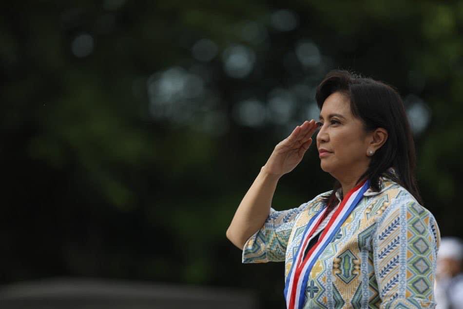 Katecruz03's tweet photo. “I’m all in if you ever run for the presidency. I’m all in” 
Ma’am, pati pagkakaron ko ng lovelife, itataya ko para sumuporta sayo. 🤣😂💛 @lenirobredo @VPPilipinas @ImForLeni https://t.co/xiqnsp1w6q