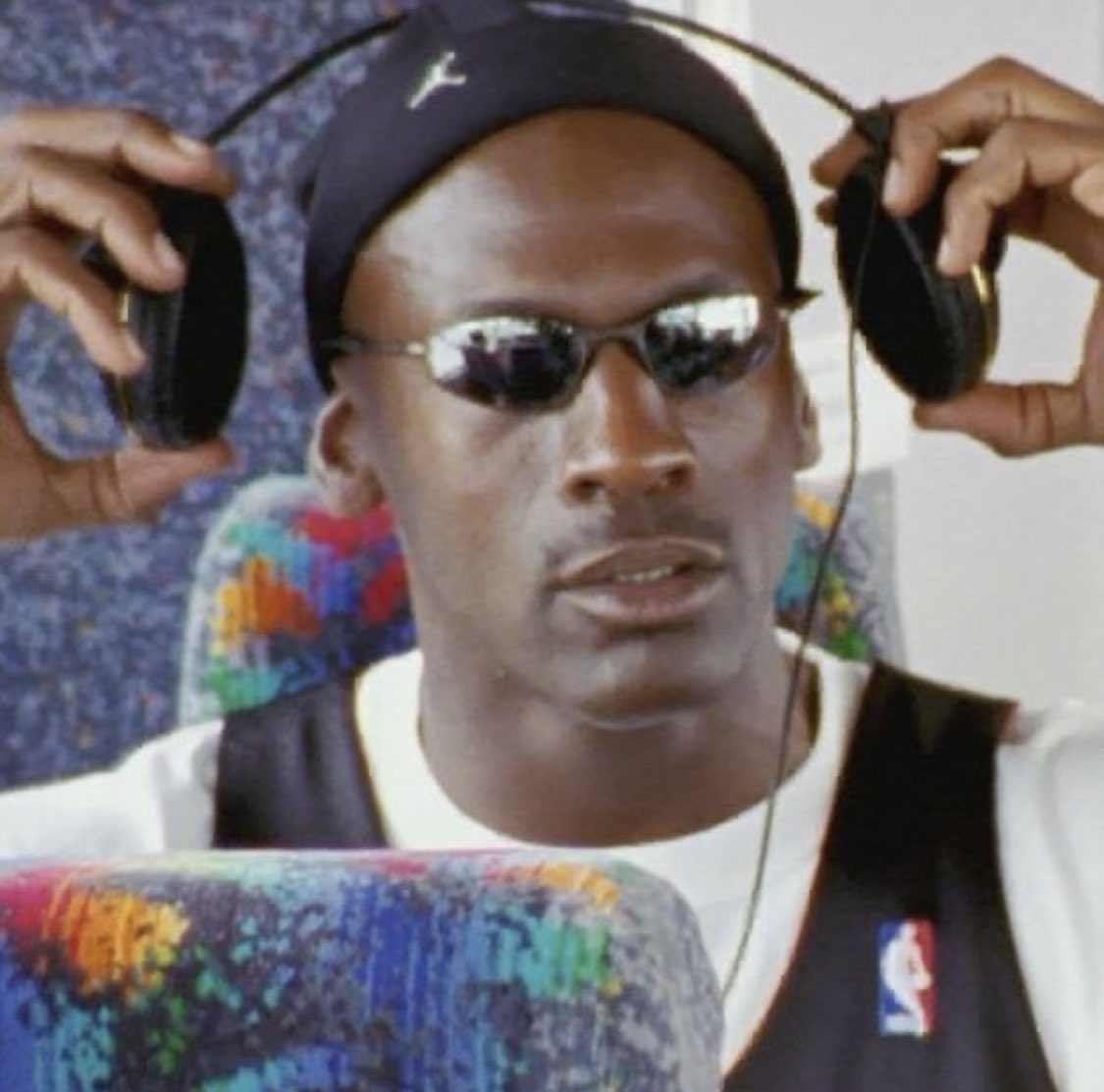 jaycomfy_'s tweet image. I make it rain on whoever, I make it rain that woo weather.....rip pop smoke