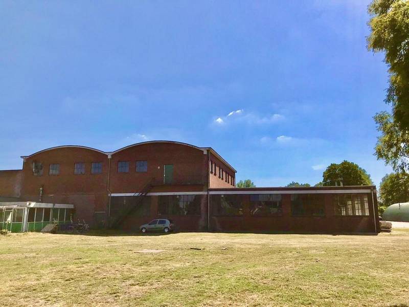 De gemeente is van plan om op korte termijn het TSB-terrein in Goor aan te kopen. Daarover is mondeling overeenstemming met de huidige eigenaar. Het officiële besluitvormingstraject volgt deze zomer. Meer weten? Klik hier: bit.ly/2MSKq8q