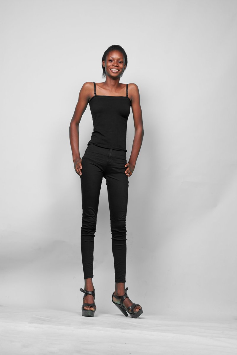 OnyxmodelzNG's tweet photo. #NewFacealert π―
#Model : @BUwakwem π₯π₯
Height: 5.11"
Bust : 32"
Waist: 24"
Hip: 33"
Location: Kaduna π³π¬
School: #Kadpoly
#fashionweek #modelscouts #gigihadid #IMG #pickmebma #AMTurnUpFriday #AMturnUpFridayWithPepsi #lagos #BBNaijaReunion #TGIF https://t.co/PBkjCPXyIT