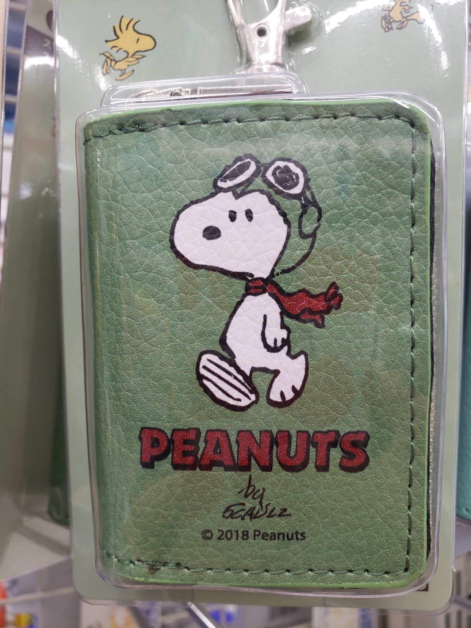 愛知県三河地方7店舗オートバックスイベント オートバックス オススメ キャラクター小物紹介 スヌーピーグッズ お子さまも喜ぶ 可愛い ー シートベルトストッパー ドライブが楽しくなりそうです オートバックスとよはし