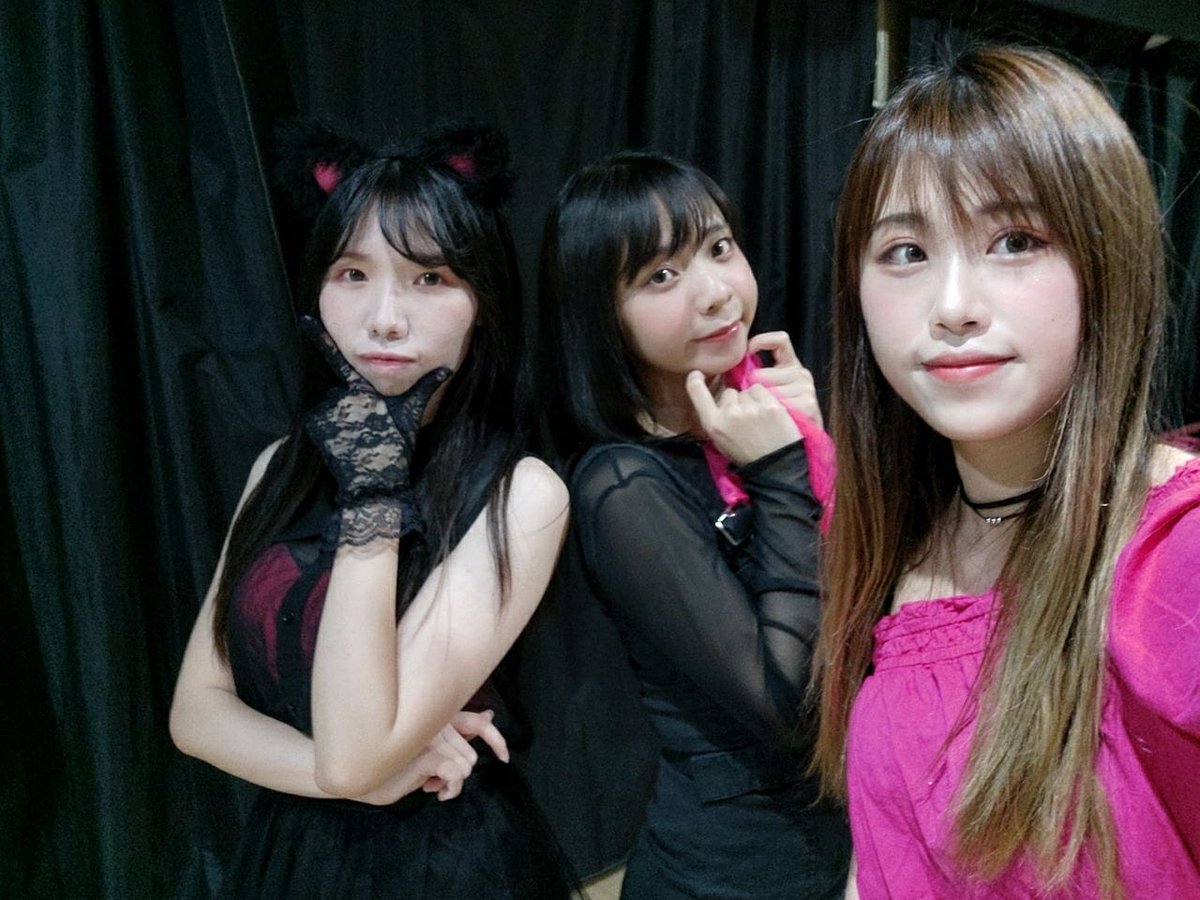 KittenPunch's tweet photo. 【予告】好快又有新既Cover啦！
にゃんにゃん ฅ~
你們期待嗎 ？(❀ฺ´∀`❀ฺ)ﾉ
Our new Jpop Dance Cover is coming！

#舞團 #Kittenpunch #Dancegroup #拡散希望 #jpop #photography #カフェ #写真好きな人と繋がりたい #ファインダー越しの私の世界 #コーヒ #地下アイドル #GARNiDELiA #pinkcat https://t.co/G3ENJzXkrv