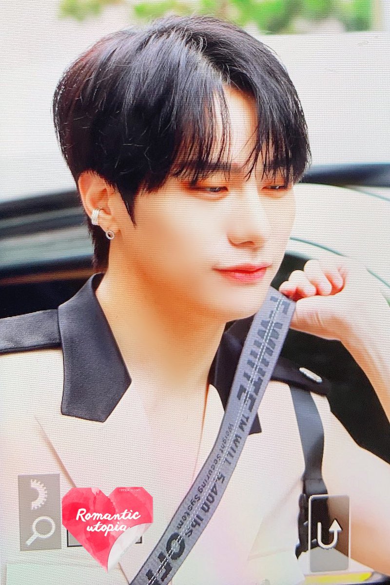 Romantic_utopia's tweet photo. 200612 프리뷰 
#빅톤 #승식 #VICTON #SEUNGSIK
순캡아니고 졸린승시기 https://t.co/eJfwjdIpH2