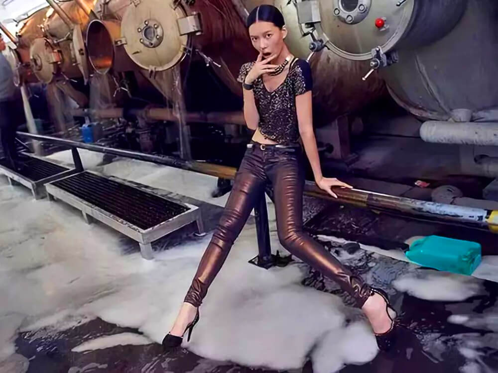 thevouofficial's tweet photo. Why And How To Reduce Your Fashion Footprint in 2020
.
https://t.co/c7ShXI38hF
.
.
#sustainablefashion #fashionwaste #upcycledfashion #recycledfashion #fashionnews #wtvox https://t.co/F9cXUiuykC