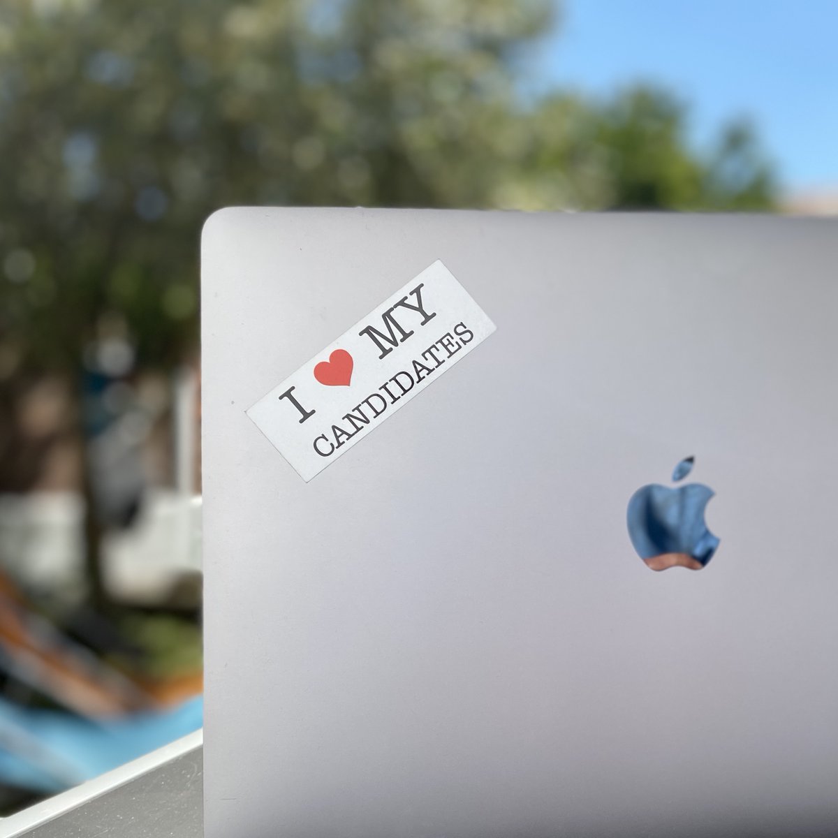 Engagement #1 de la charte candidat Externatic :
Proposer des postes techniques uniquement auprès de startups, éditeurs, DSI, etc. (pas d’ESN)
#0%SSII #chartecandidat #noESN #externatic
ow.ly/dyVk50A4MOx