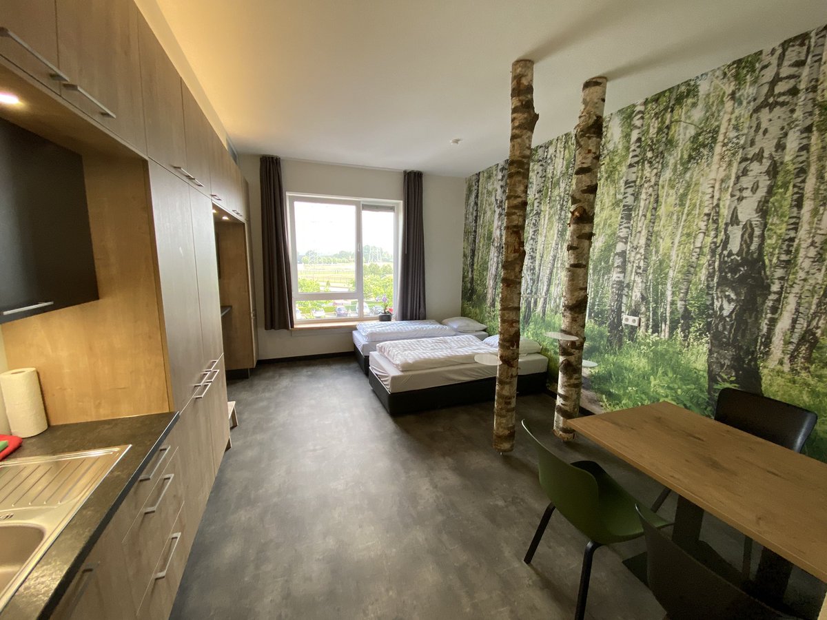 Emsflower tweet media