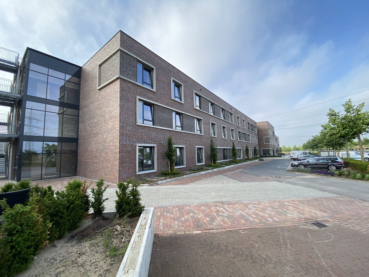 Emsflower tweet media