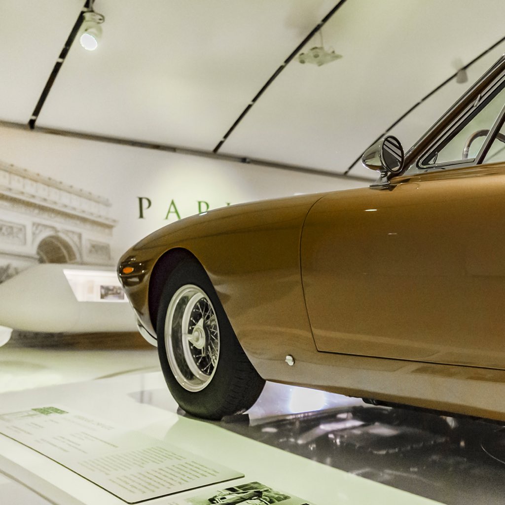 Luxurious, dreamy, exciting, enchanting... just like Paris. 🇫🇷 
If you could drive this 1962 #Ferrari250GTL out of the #MuseoEnzoFerrari “Grand Tour” exhibit and into the world, where would you go?

#MuseiFerrari #MuseoEnzoFerrari