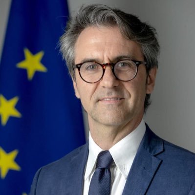CNBC-TV18 (@cnbctv18live) on Twitter photo Why is Vietnam’s Free Trade Agreement with the European Union important in a post COVID world. At 7:30 pm EU Envoy to Vietnam <a href="/GioAlibertiEU/">Giorgio Aliberti</a> & Vietnam’s Envoy <a href="/SanhChauPham/">Pham Sanh Chau</a> speak exclusively to @parikshitl <a href="/EUDelegationVN/">EU in Vietnam 🇪🇺🇻🇳</a> Why is Vietnam’s Free Trade Agreement with the European Union important in a post COVID world. At 7:30 pm EU Envoy to Vietnam <a href="/GioAlibertiEU/">Giorgio Aliberti</a> & Vietnam’s Envoy <a href="/SanhChauPham/">Pham Sanh Chau</a> speak exclusively to @parikshitl <a href="/EUDelegationVN/">EU in Vietnam 🇪🇺🇻🇳</a>