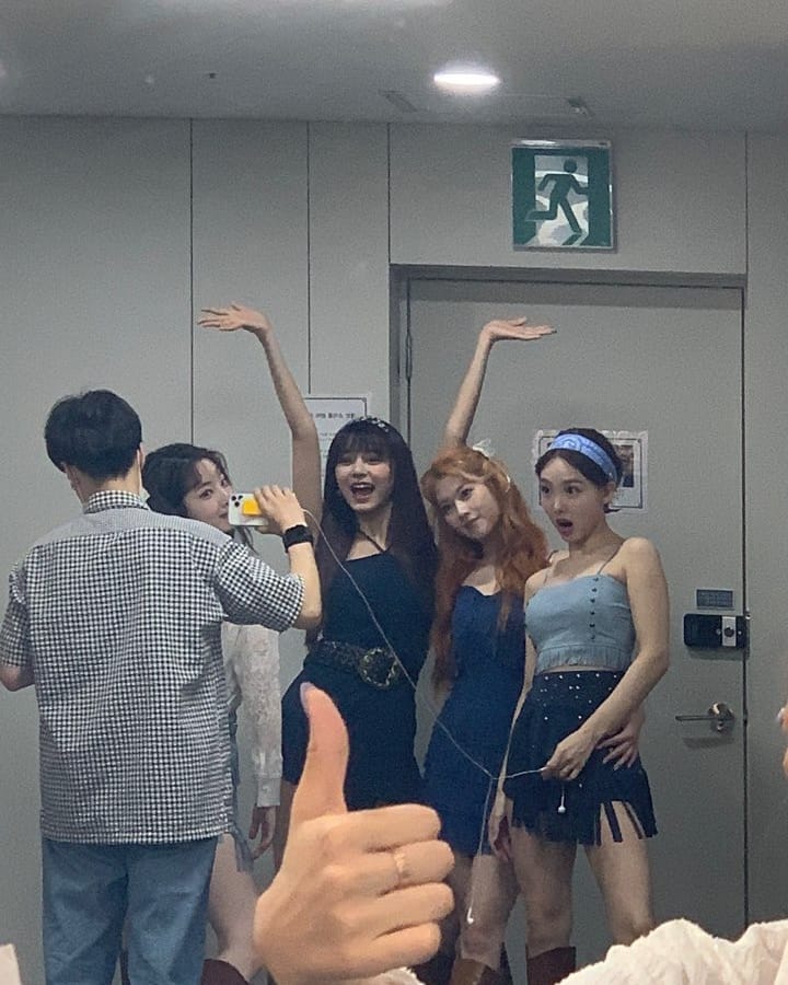 misayeon's tweet photo. Jihyo's IG update

"And I also took this picture 👍🧡🧡🧡 Cute NaSaDaTzu" 

https://t.co/pYPh8QhmLl
#TWICE #트와이스 https://t.co/FPy0Us6nCM