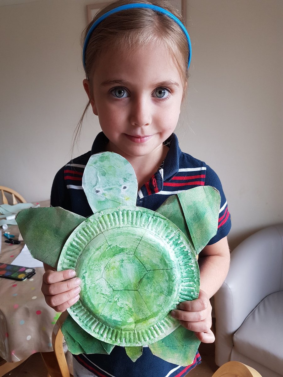 Mrs_JPo's tweet photo. Junk model Sea creatures today with #ONAReception @OakNational. Leah chose to make a seat turtle 💚 @Wentworthonline https://t.co/dA1I8dThpy