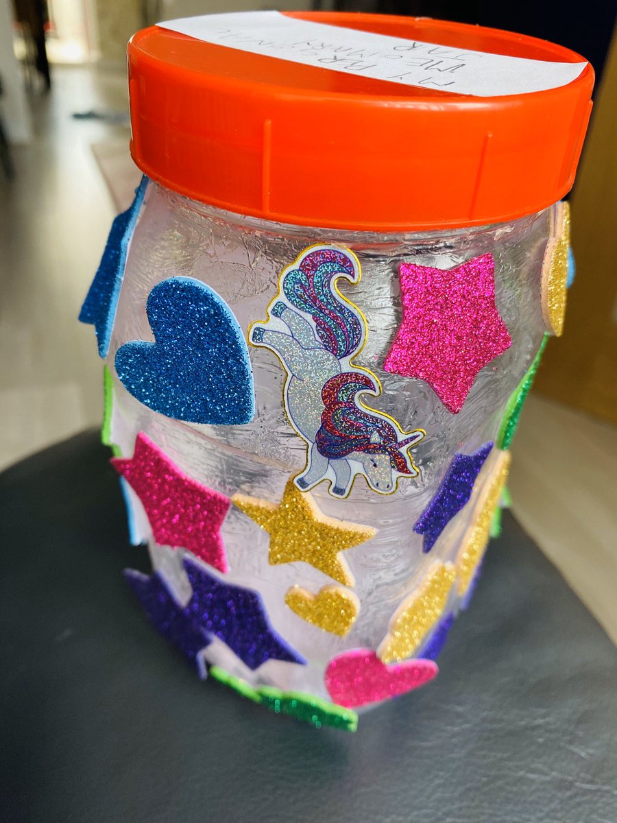 Akshayaa3387's tweet photo. @longmoorcps D’s personal memory jar. She had loads of fun making it. https://t.co/s7Bilab9Lj