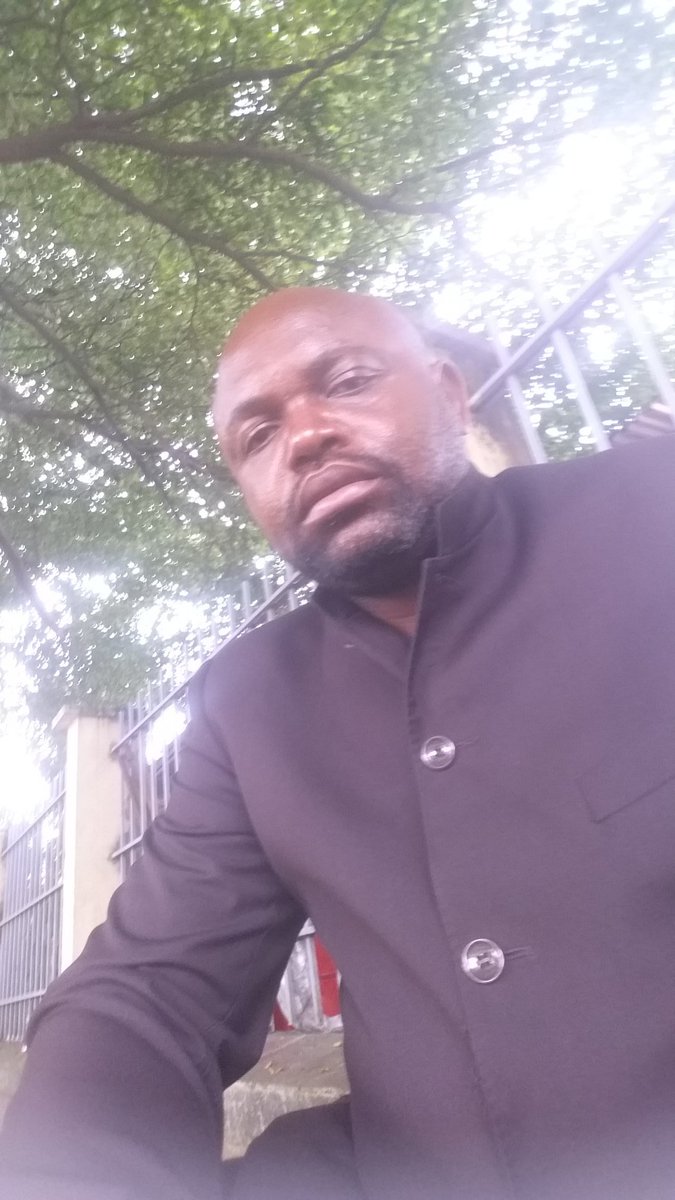 mon_njr's tweet photo. Vraiment tu as raison moi aussi au moins mon père m'a en dit Nshage ( le aime du chef) Ntwali (guerrier ) ce signification m'accompagne jusqu'aujourd hui https://t.co/8stSMH0hnb