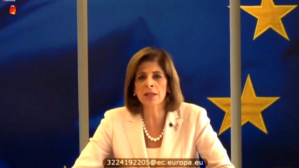SKyriakidesEU's tweet photo. My message to #EPSCO ➡️ #COVID19 has shown us that 🇪🇺 needs to give a higher priority to health. With #EU4Health, we be better prepared to react to crises and protect our citizens. We will also have the resources to build the healthcare systems of tomorrow. #NextGenerationEU https://t.co/7muN9h5iXY