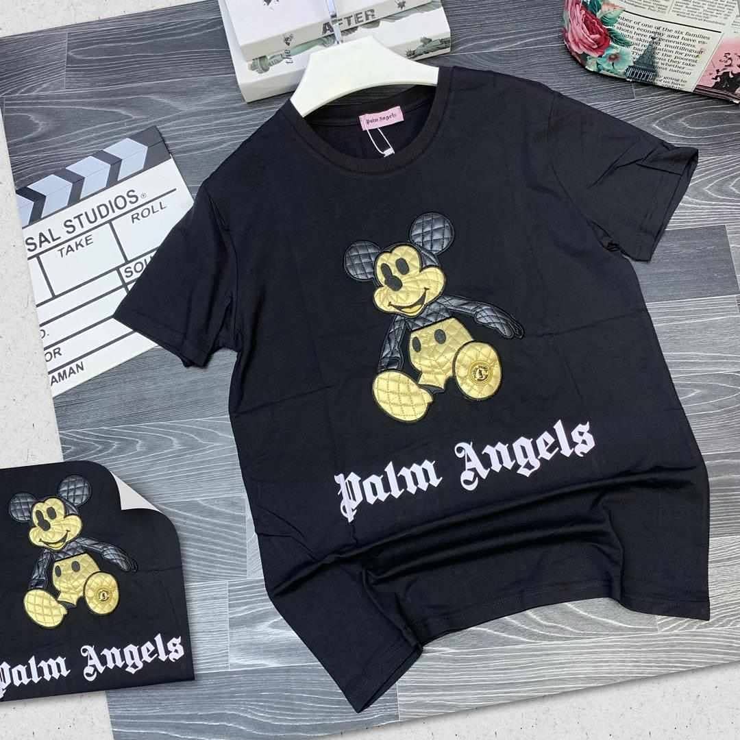 Elexa_Red's tweet photo. Authentic Designer Tees 

All sizes available.

12k

Delivery:Nationwide 

Please retweet https://t.co/42nJsggXwk