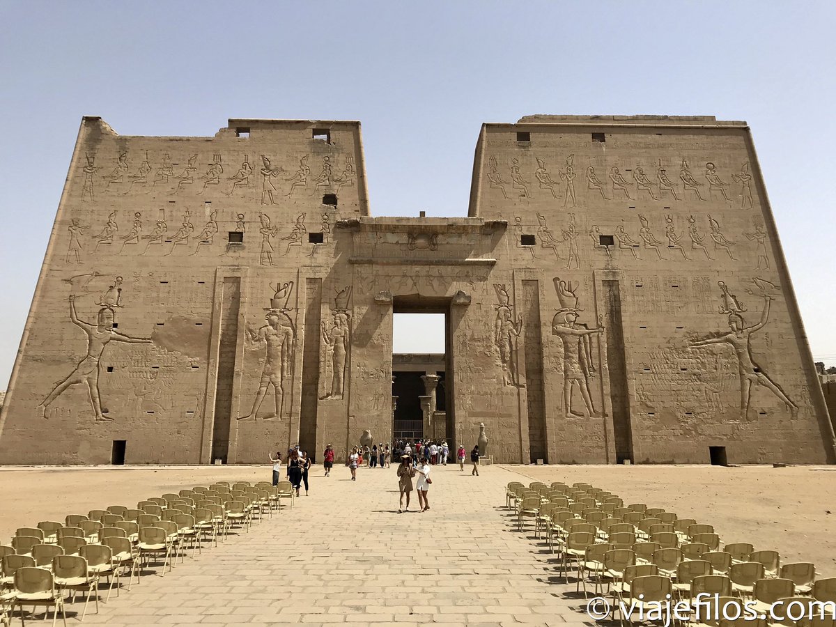 viajefilos's tweet photo. 🎤🎤🎤 Y por si no os había quedado claro el destinazo que es #Egipto! @ijoaquin7 se apunta a nuestras entrevistas Viajefilas y nos da su opinión: lo mejor y lo muchísimo mejor de ese país! 🇪🇬🇪🇬🇪🇬 👉🏻 https://t.co/40p1KBelFC https://t.co/ieGfKaLI44