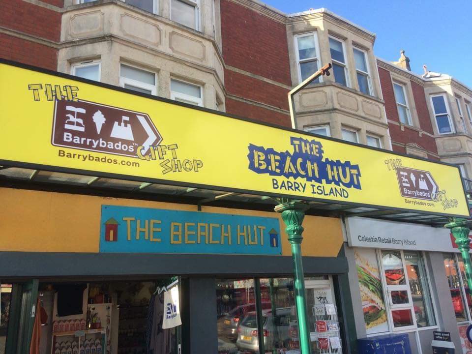 🍦 SHOP RE-OPENING 🍦 

The shop will partially re-open this Sunday, serving via The window. We will also now be able to accept click and collect orders via the website again!

⛔️ There will be NO ENTRY into the shop at this time.  ⛔️ 

Hopefully see some of you soon!