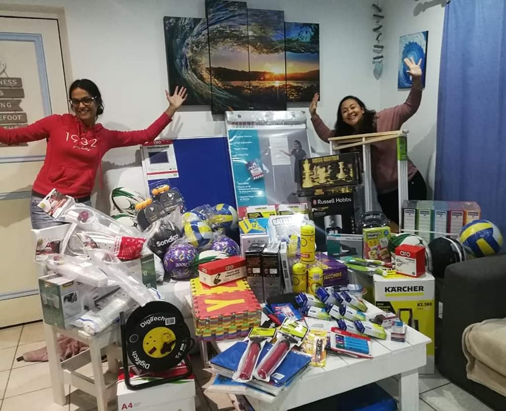 9MilesProject's tweet photo. Our hearts are warm on this chilly day! A massive thanks to @DirectAxis for this amazing donation of goods for our kids and operations... We appreciate the support so much! #9milesproject #youthdevelopment https://t.co/o589FQKgCj