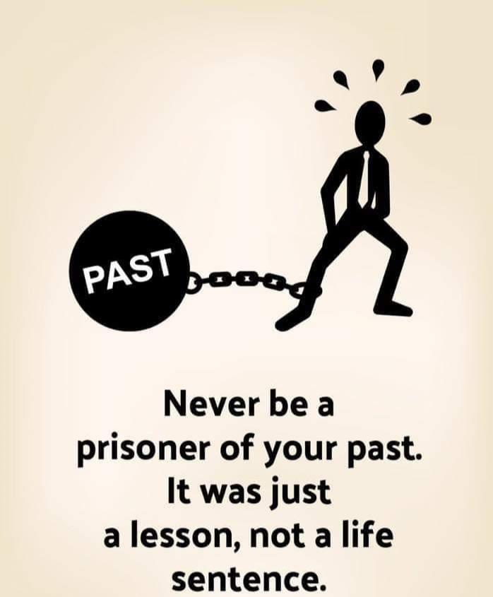 fiififriday2's tweet photo. de past is nt de present #4getdepast https://t.co/5j0cufJ24K