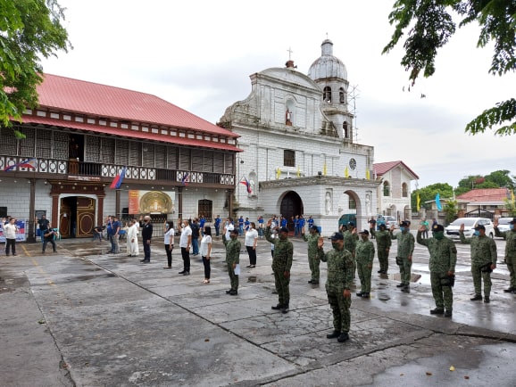 On June 12, 2020, at around 8:00 A.M., Personnel of this Station led by PEMS Luzviminda L Guerrero, together with the Municipality of Tanza, Cavite, spearheaded by Hon. Yuri Alarca Pacumio, Municipal Mayor, conducted Flag Raising Ceremony in celebration of the Independence Day.