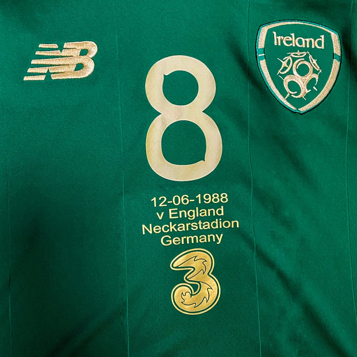 officialfaishop's tweet photo. 🚨WIN🚨

To celebrate 11 iconic Irish tournament moments we will be giving away a unique Ireland jersey to commemorate each game on their match dates throughout June. 

⚽️𝗥𝗮𝘆 𝗛𝗼𝘂𝗴𝗵𝘁𝗼𝗻 𝗩 𝗘𝗻𝗴𝗹𝗮𝗻𝗱 𝗮𝘁 𝗘𝘂𝗿𝗼 𝟴𝟴 ⚽️
 
To enter RT, FOLLOW &amp; COMMENT 👇 https://t.co/7qKBAK04J3