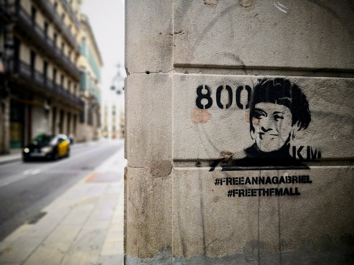 Endavant_OSAN's tweet photo. Llibertat presos i preses polítiques! 
Lliure retorn de les persones exiliades!

#FreeAnnaGabriel ✊ https://t.co/1FlWyjqvAl
