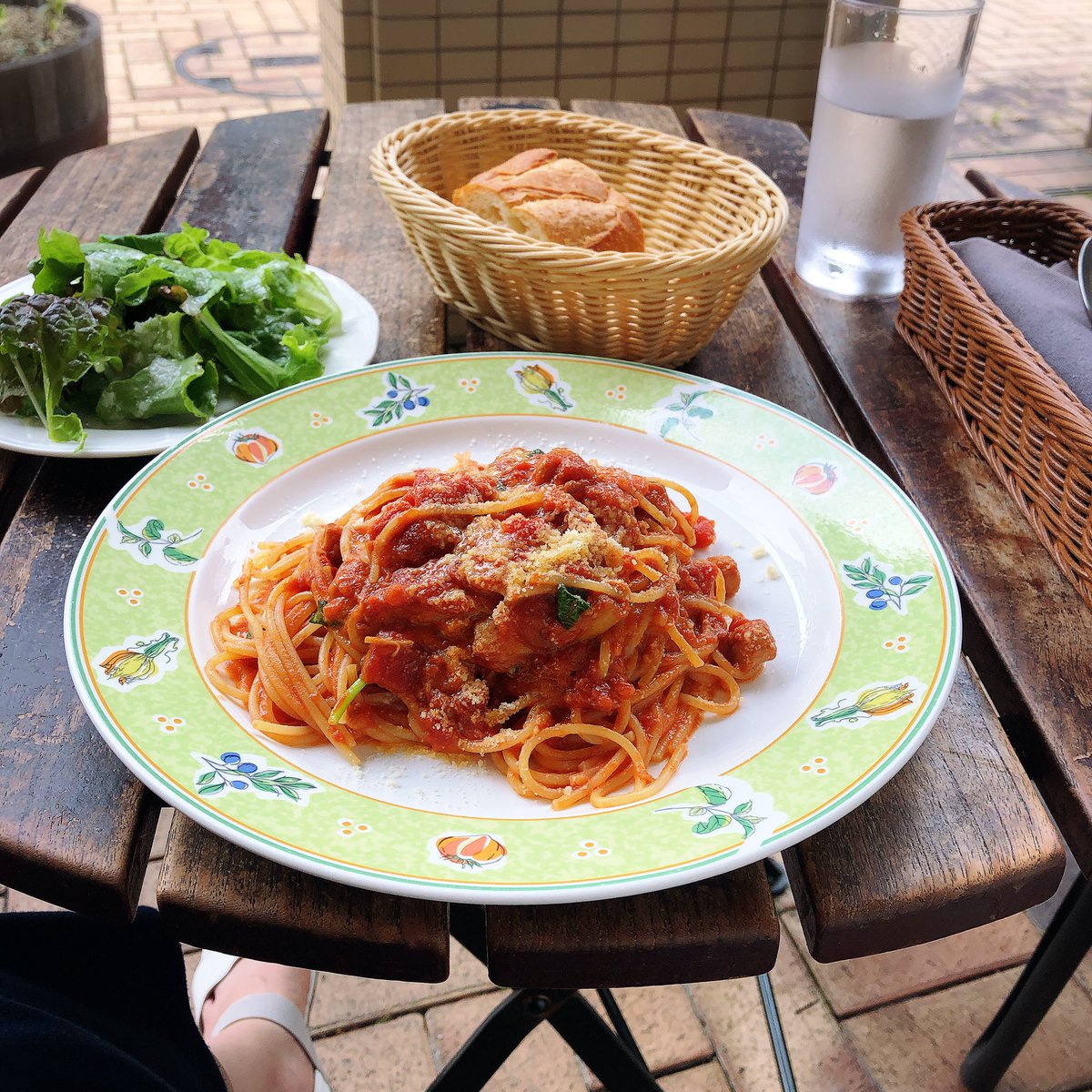 目黒のうお座 トラットリアイタリアで ルッコラと小柱のパスタ ここはランチ メニューを16 30頃まで提供してくれるわたし的奇跡の目黒イタリアン ランチメニューはパスタセット1000 ピザセット10円ドリンク付きでお手頃 ピザ窯あるしパスタ 目黒のうお座 トラットリアイタリアで ルッコラと小柱のパスタ ここはランチ メニューを16 30頃まで提供してくれるわたし的奇跡の目黒イタリアン ランチメニューはパスタセット1000 ピザセット10円ドリンク付きでお手頃 ピザ窯あるしパスタ
